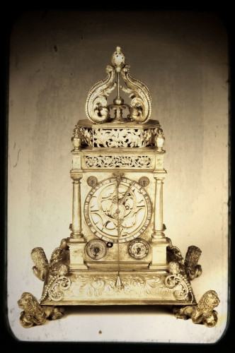 Ancient Astrolabe - Early Astronomical Tool for Timekeeping and Celestial Observation